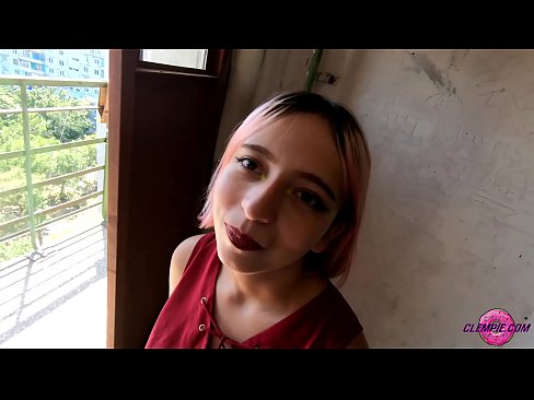 ❤️ د شاګرد حساسیت په بهر کې یو اجنبی سړی وخوري - د هغه په مخ کې ❌ جنس